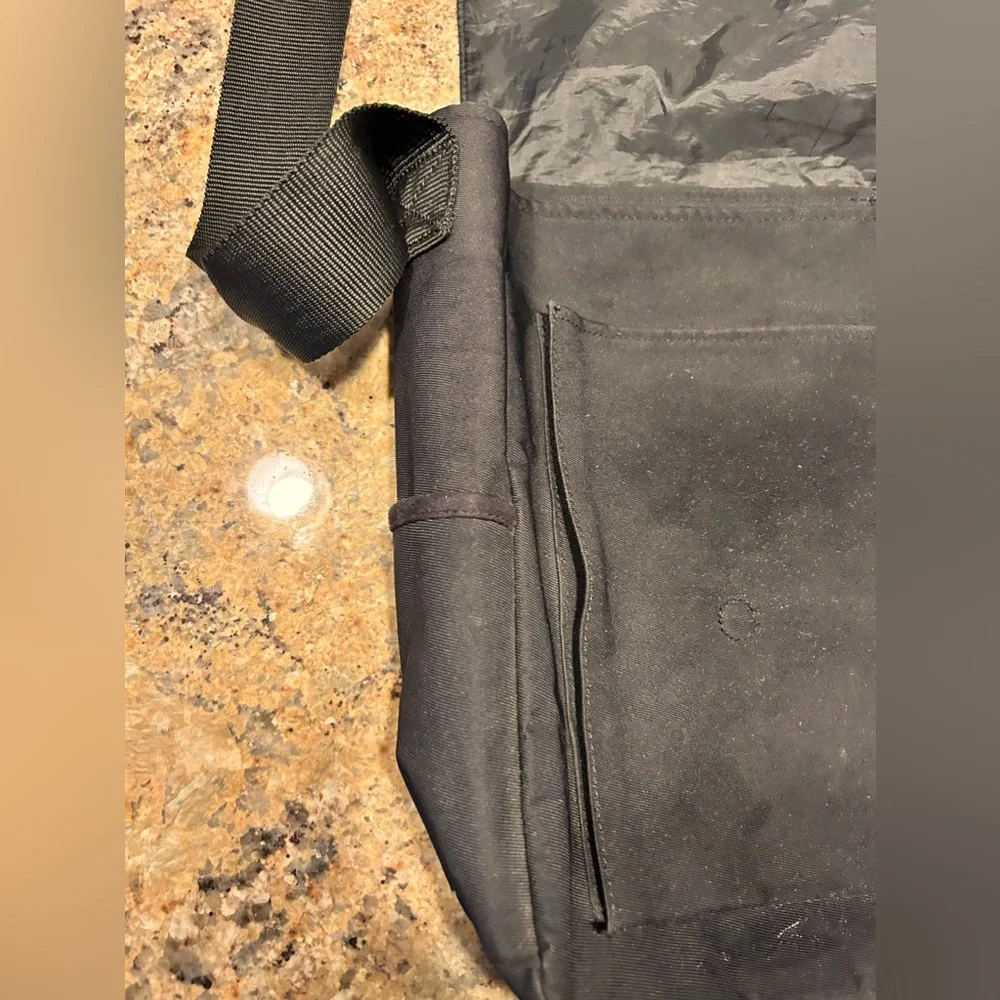 Kenneth Cole New York Canvas Laptop Bag - Picture 4 of 7